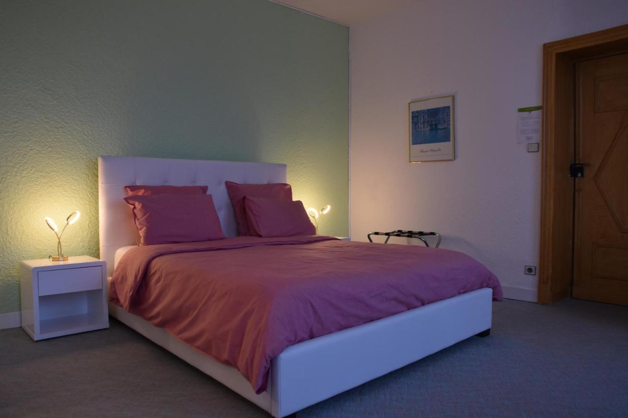 Le Platane Bed & Breakfast Lafrançaise Eksteriør bilde